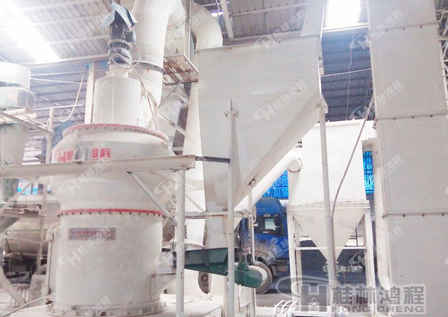 HC1300，325目錳礦石磨粉設(shè)備，錳礦石雷蒙磨粉機(jī)配置方案